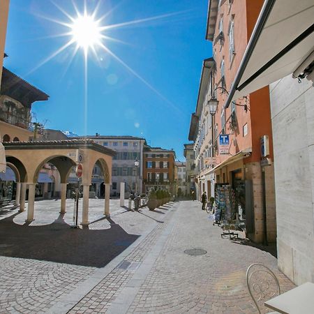 Ferienwohnung Ca'Cerere Riva del Garda Exterior foto
