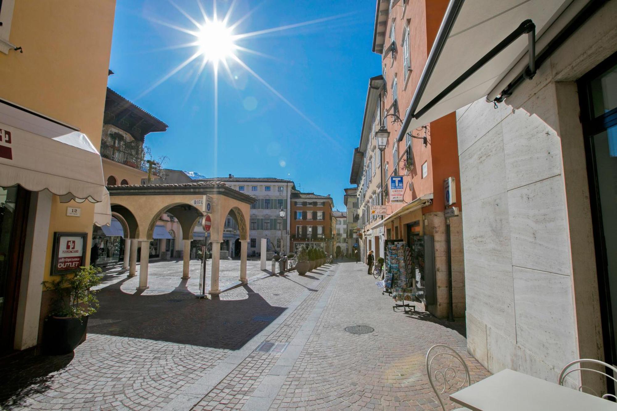 Ferienwohnung Ca'Cerere Riva del Garda Exterior foto