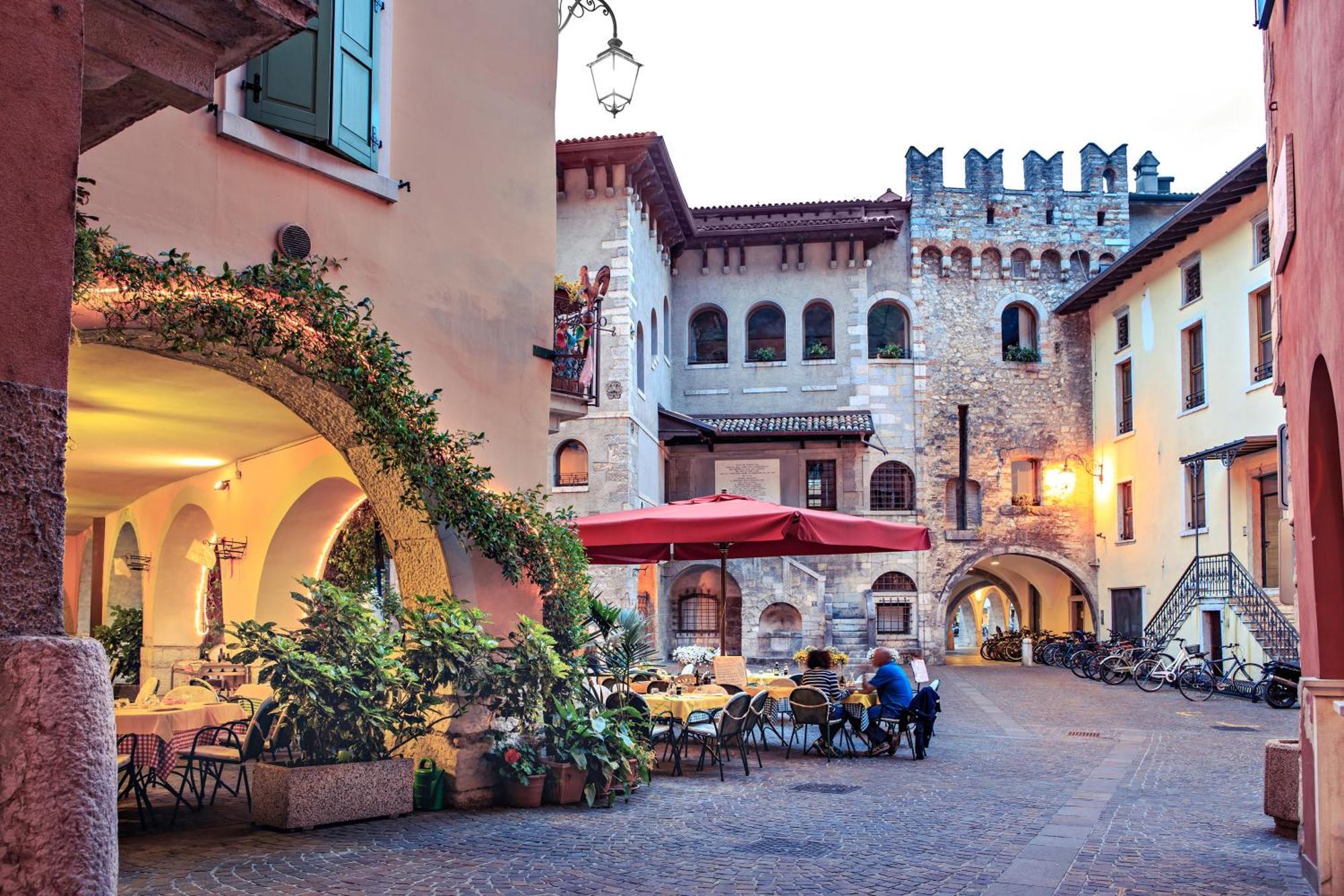 Ferienwohnung Ca'Cerere Riva del Garda Exterior foto